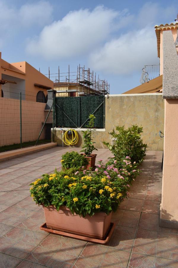 Casa Rosa Dei Venti Villa Pula Eksteriør bilde